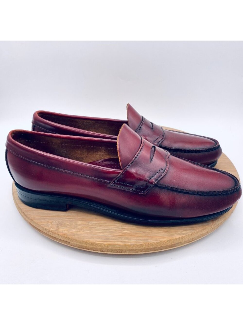 Vintage G H Bass Weejuns Shoes Mens 9 Burgundy Leather Penny Loafers Preppy
